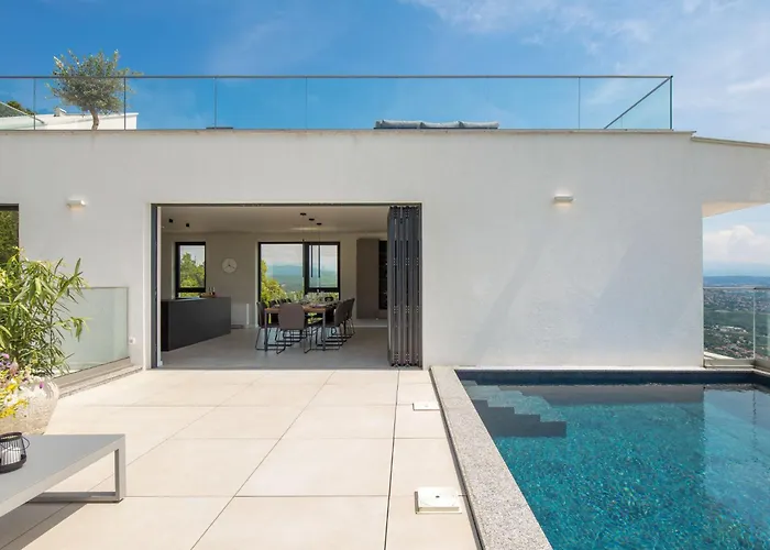 Opatija Sky By Interhome * マトゥリ